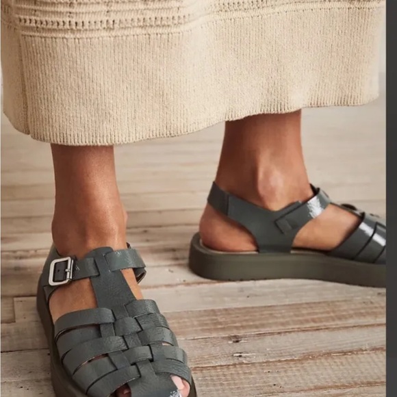 Free People Finn Fisherman Platform Italian Leather Sandals in Black Size 38 - Picture 9 of 11